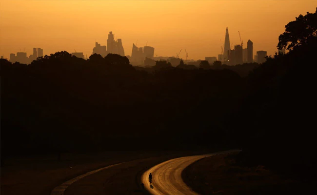 UK's Hottest Day Ever Threatens 200-Year-Old Railways Network
